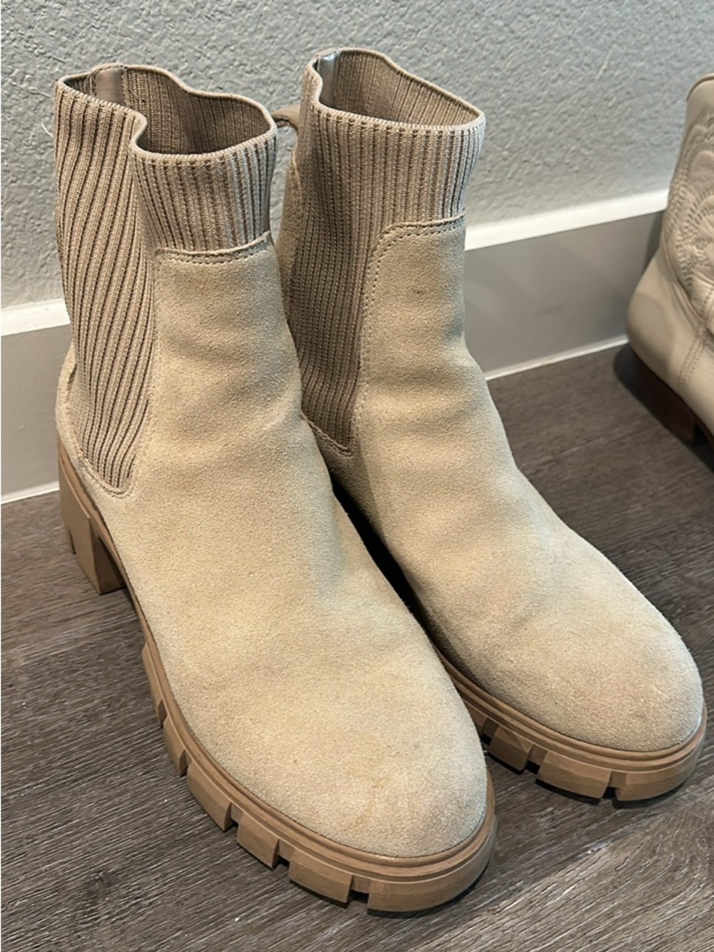 Steve Madden Beige Suede Chunky Chelsea Ankle Boots
